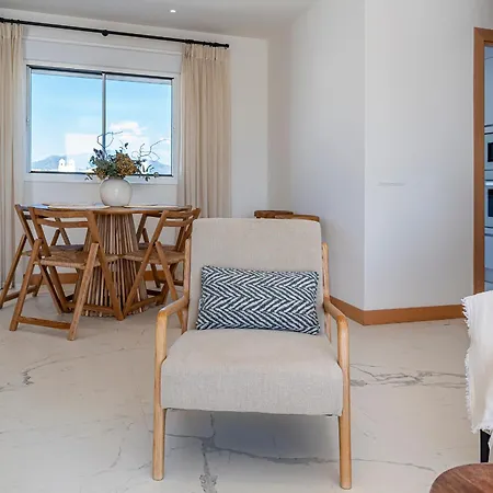 Bossa Boutique - Spacious Attic *